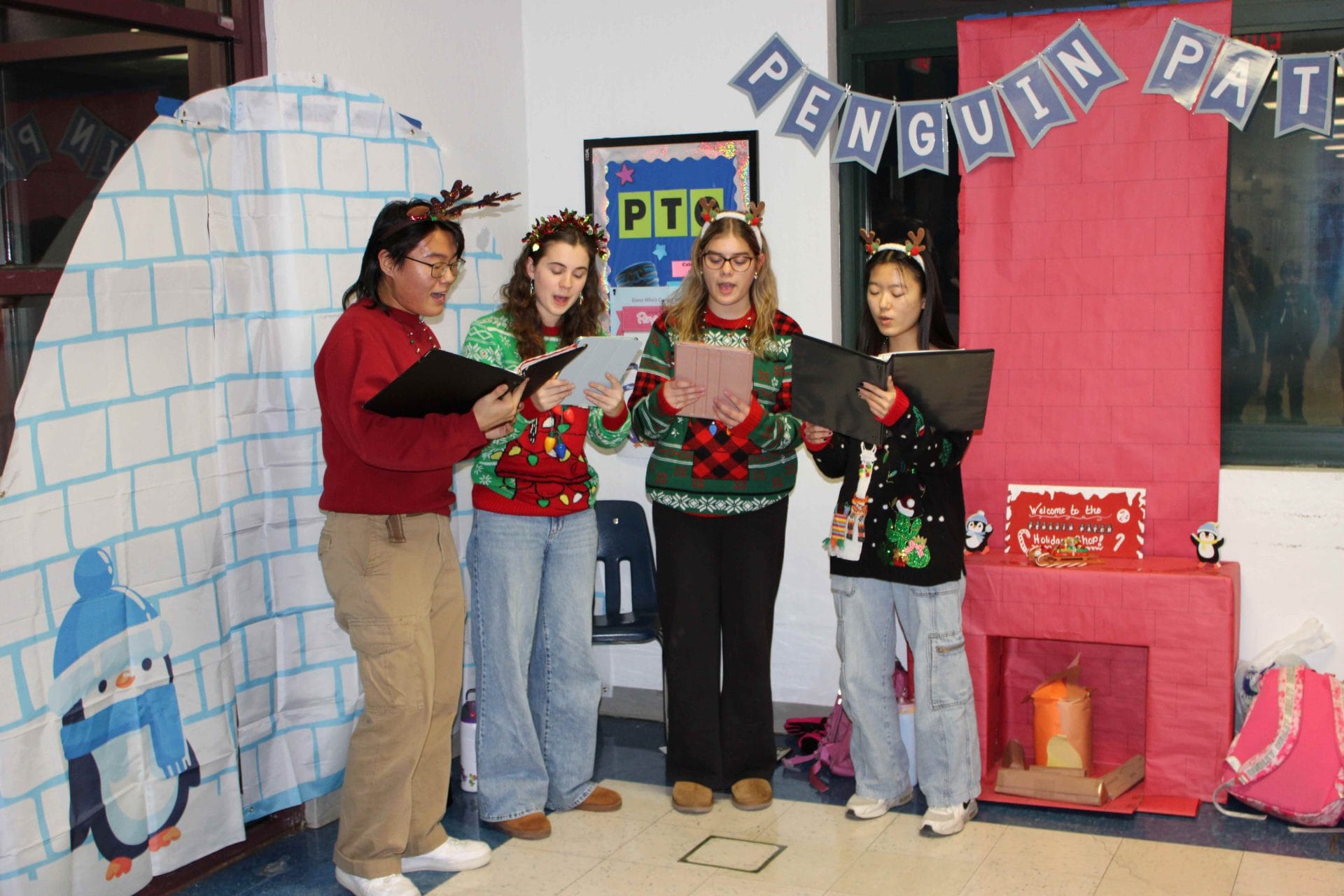 CHS Choir Students singing